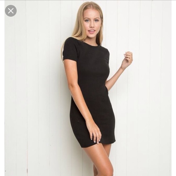 black tee shirt dress